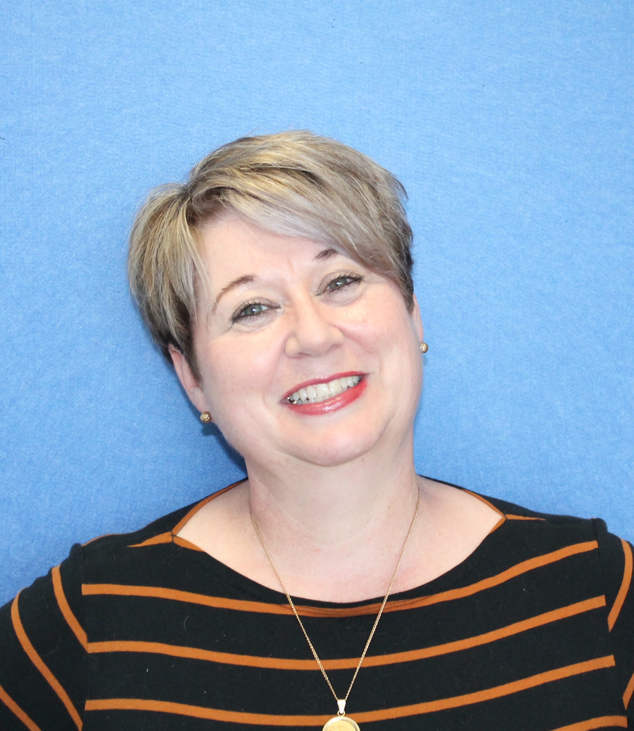 Karen new - Cropped.JPG